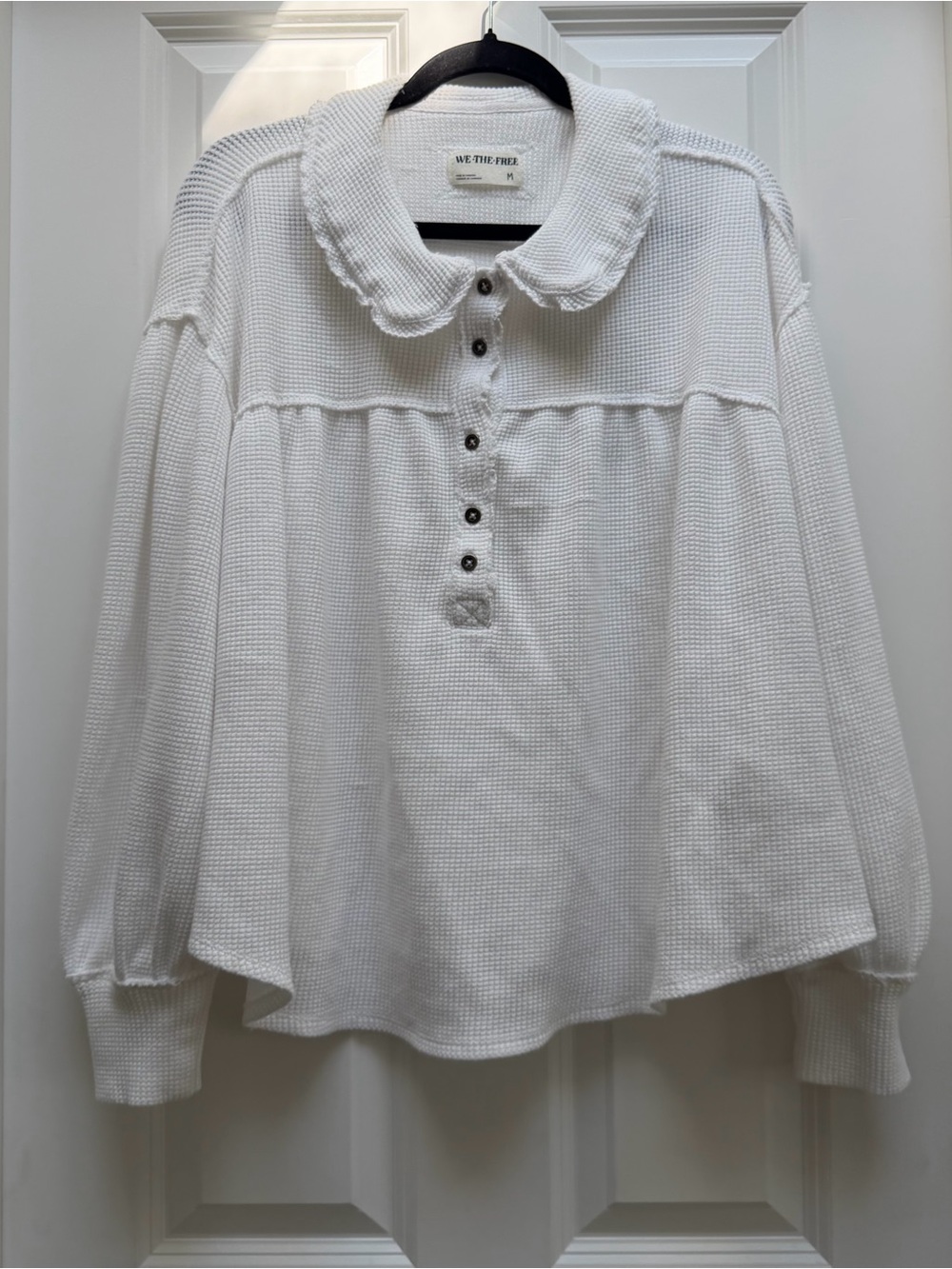 WE THE FREE FREE PEOPLE QUEEN OF HEARTS OVERSIZED FLOWY WAFFLE KNIT TOP MEDIUM